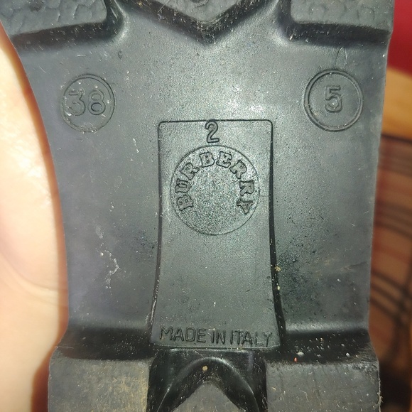 Burberry classic checked Rain Boots. - Picture 7 of 8